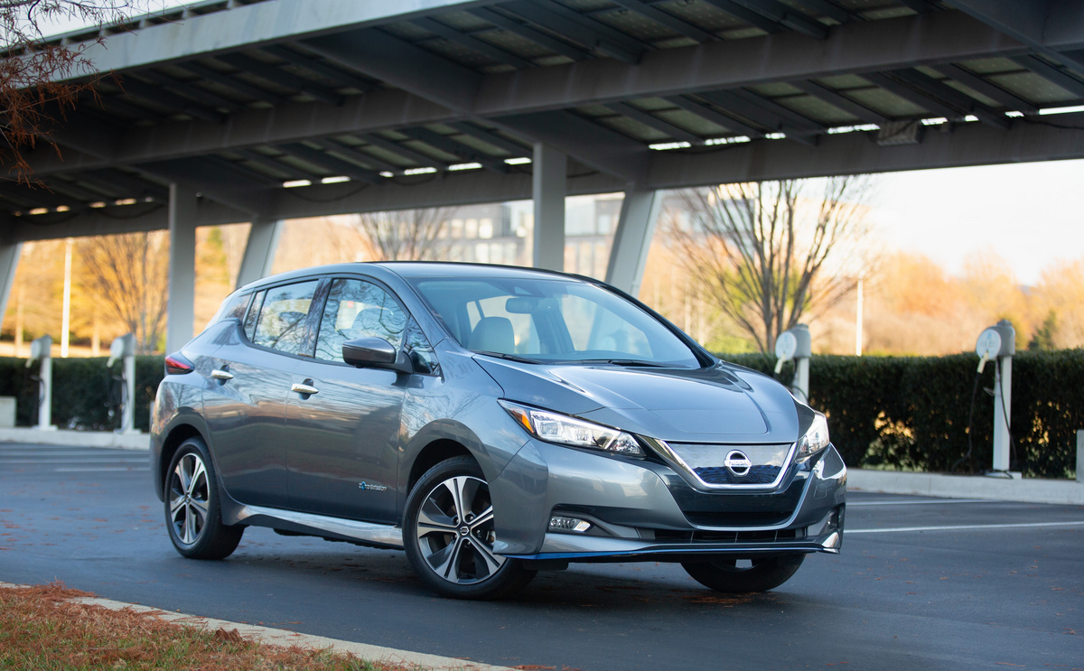 Nissan-Leaf-mieten-Elektroauto-gogreen.jpg