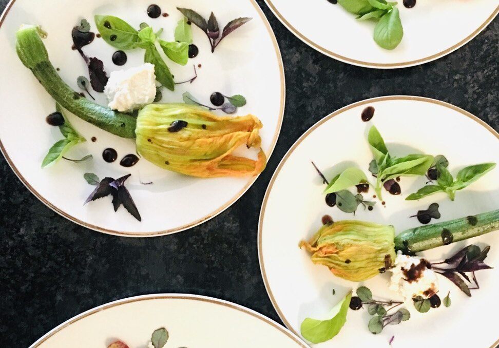 Zucchiniblüten mit Falafelfüllung Go Green.jpg