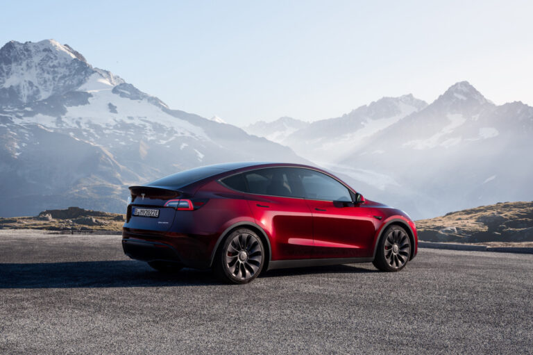 Tesla Model Y E-Autos Vergleich