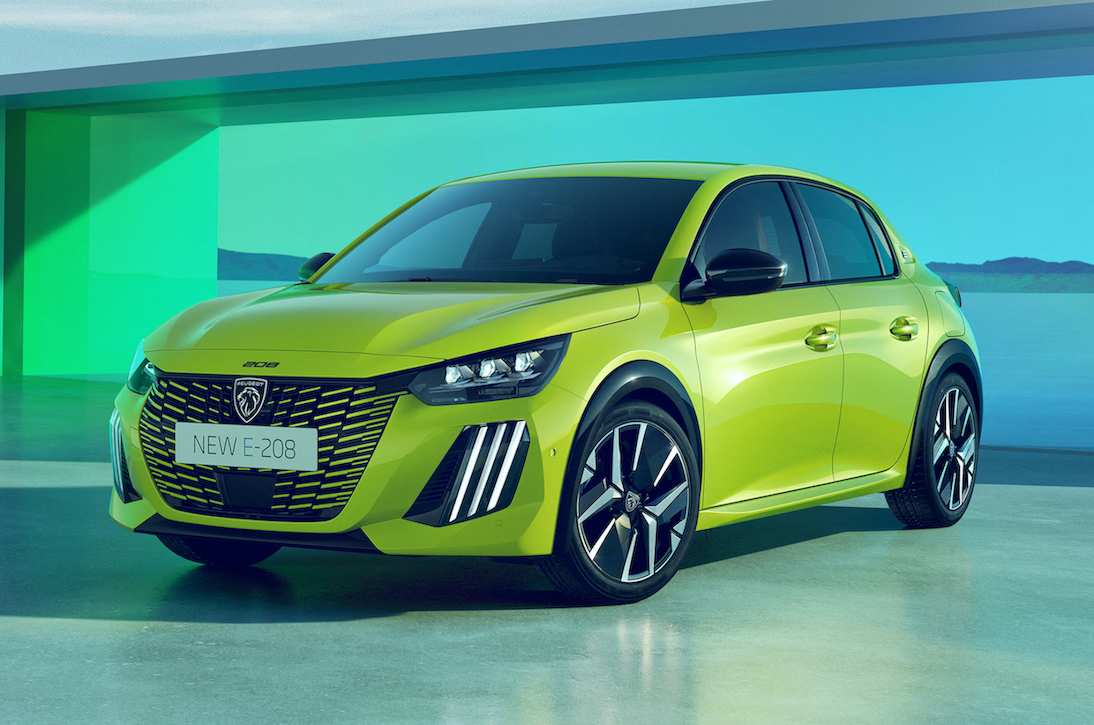 Peugeot E-208